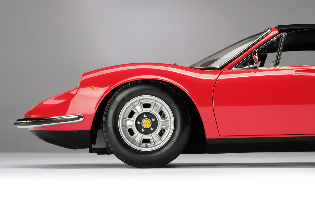 Ferrari Dino 246 GTS (1972) - European Specification - 1:8 scale