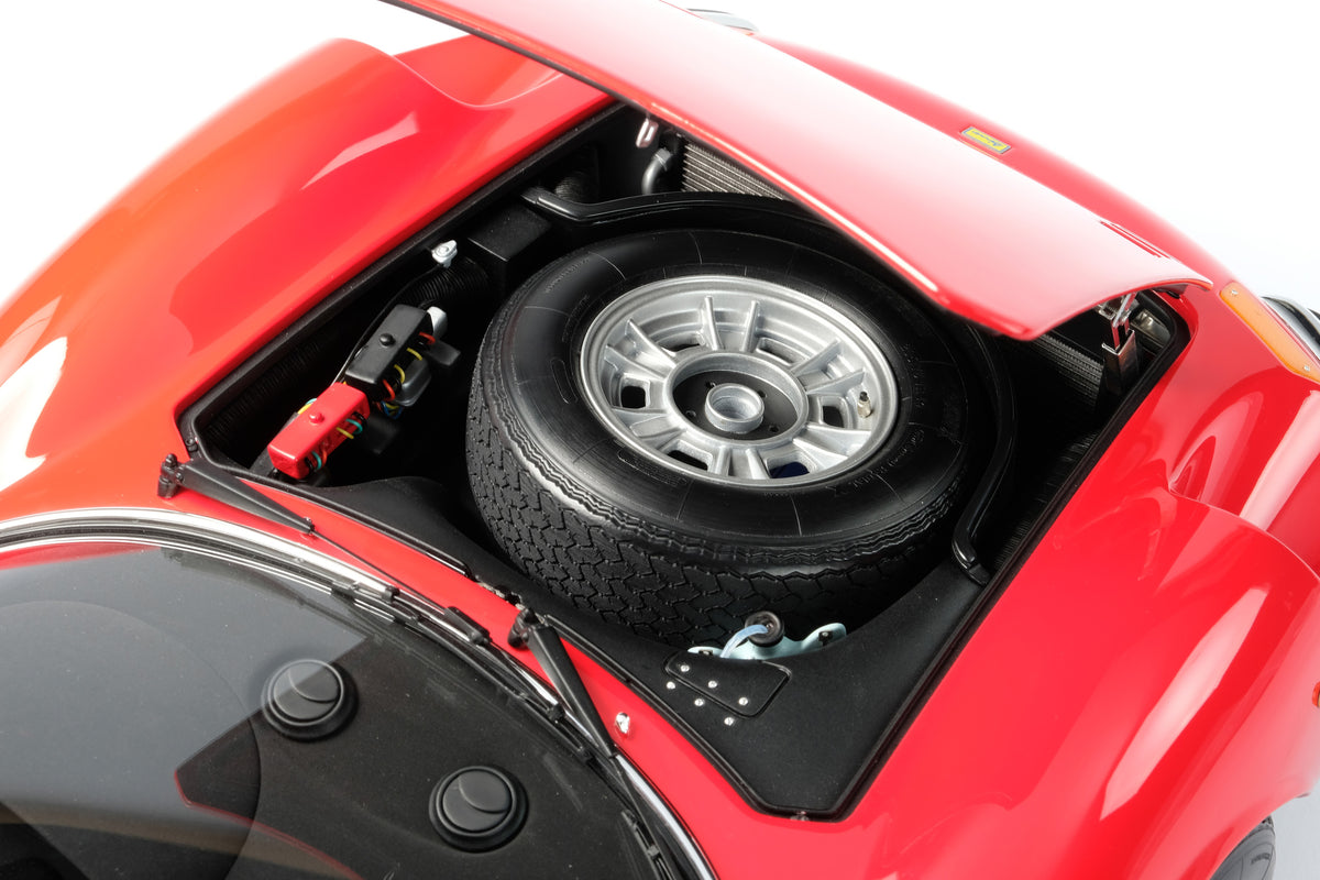 Ferrari Dino 246 GTS (1972) - European Specification - 1:8 scale