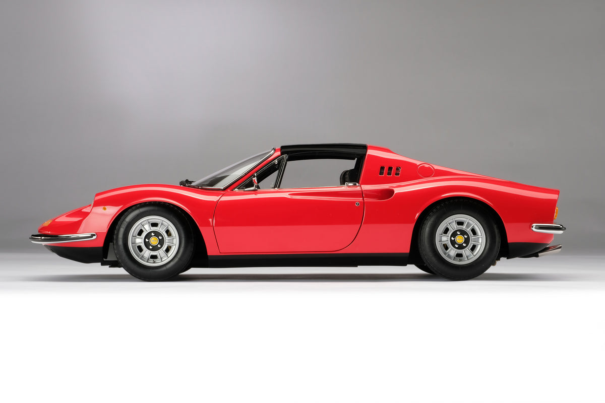 Ferrari Dino 246 GTS (1972) - European Specification - 1:8 scale