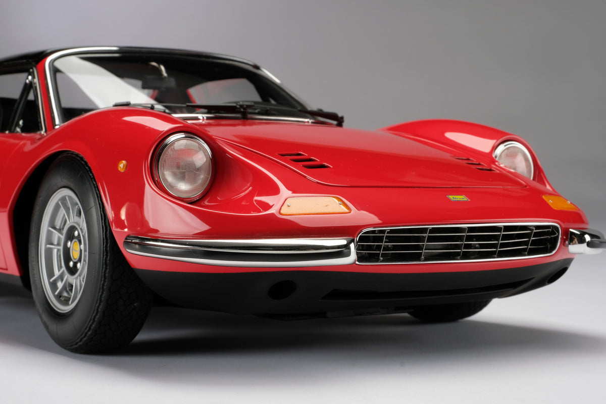 Ferrari Dino 246 GTS (1972) - European Specification - 1:8 scale
