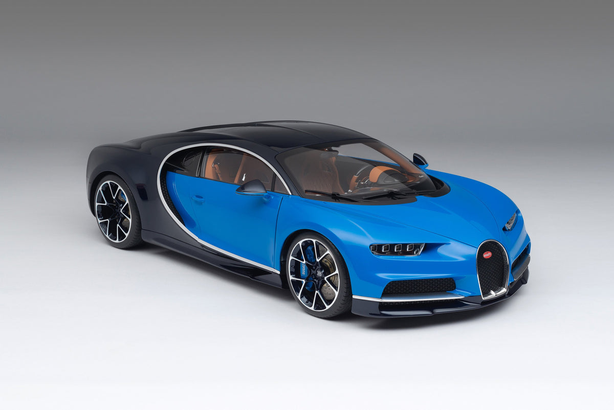 BUGATTI Chiron (2016) - 1:8 scale
