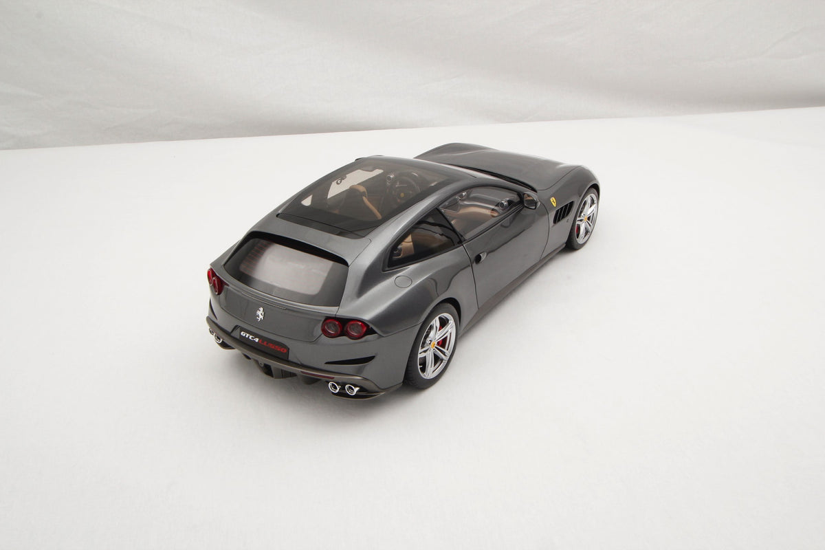 Ferrari GTC4Lusso (2016)