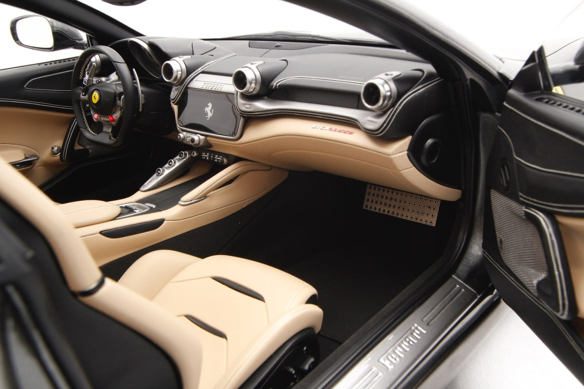 Ferrari GTC4Lusso (2016)