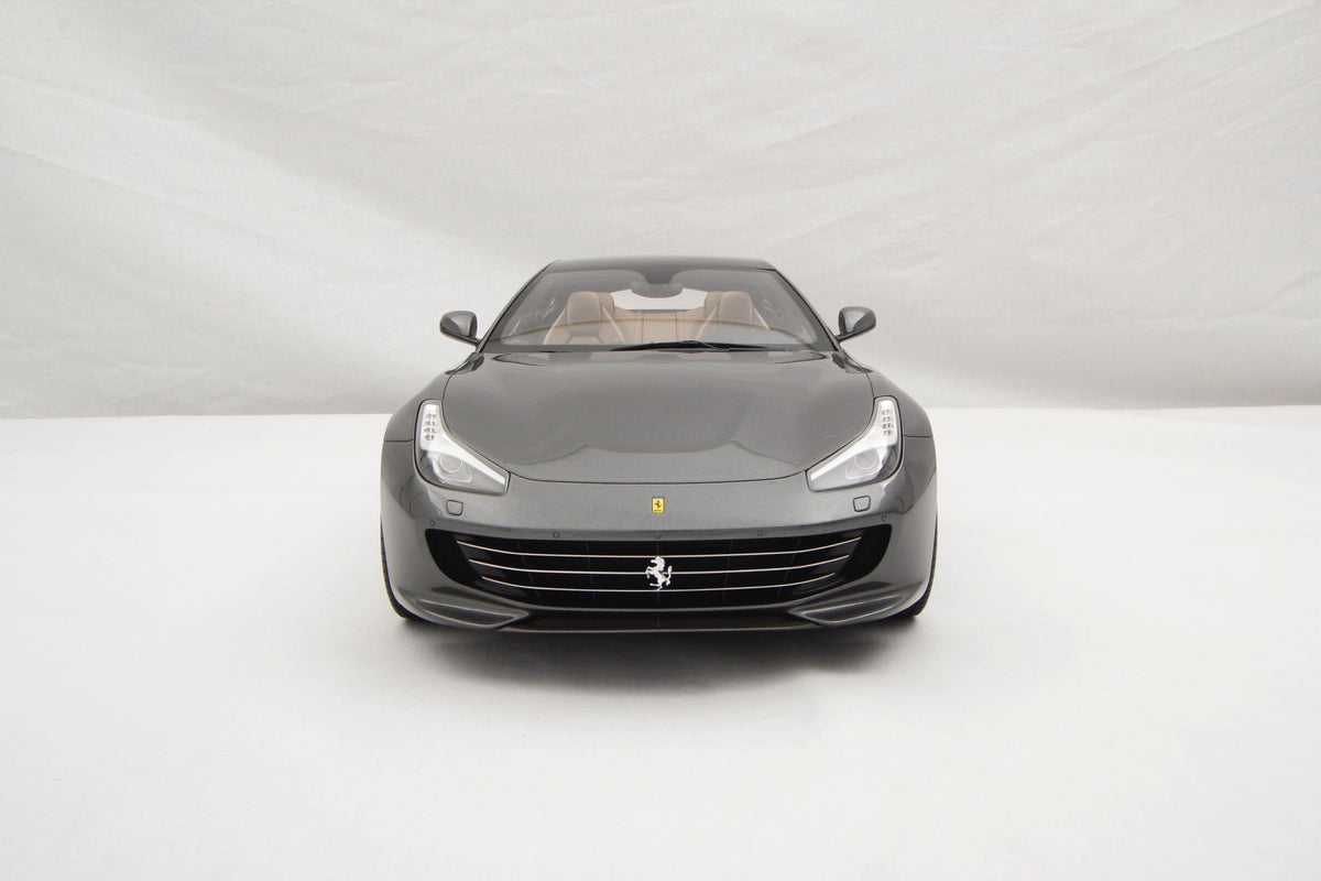 Ferrari GTC4Lusso (2016)