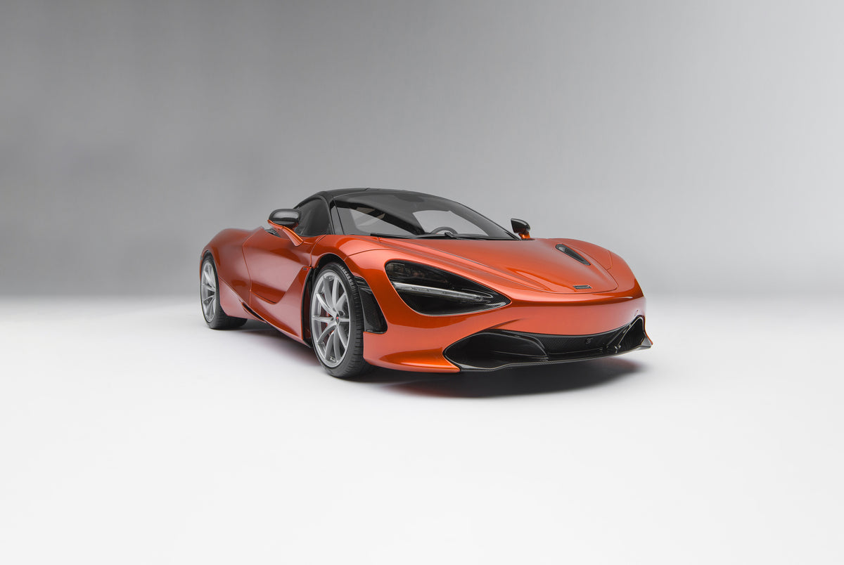 McLaren 720S (2017) - Azores Orange - 1:8 scale