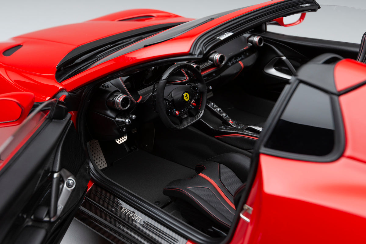 Ferrari 812 GTS - Limited Edition - 1:8 Scale Model by Amalgam Collection