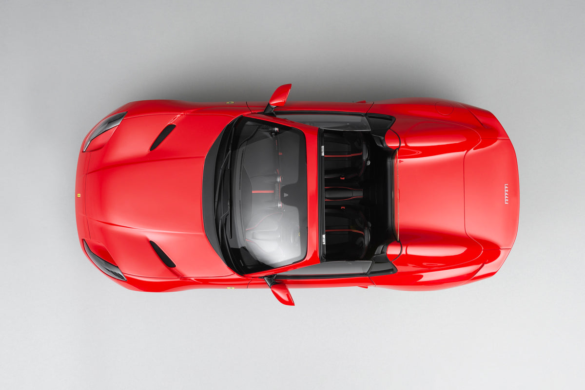 Ferrari 812 GTS - Limited Edition - 1:8 Scale Model by Amalgam Collection