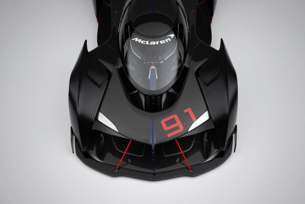 McLaren Ultimate Vision Gran Turismo (2017) - Signed Edition - Noir de Noir