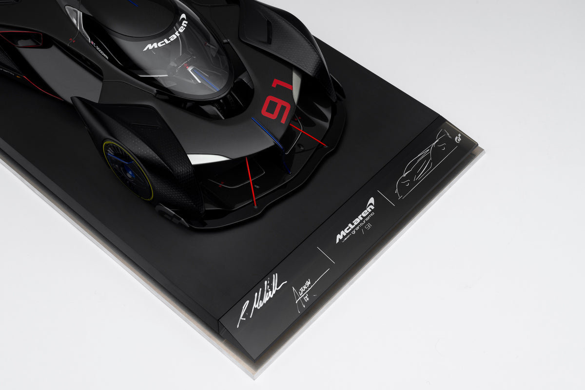 McLaren Ultimate Vision Gran Turismo (2017) - Signed Edition - Noir de Noir
