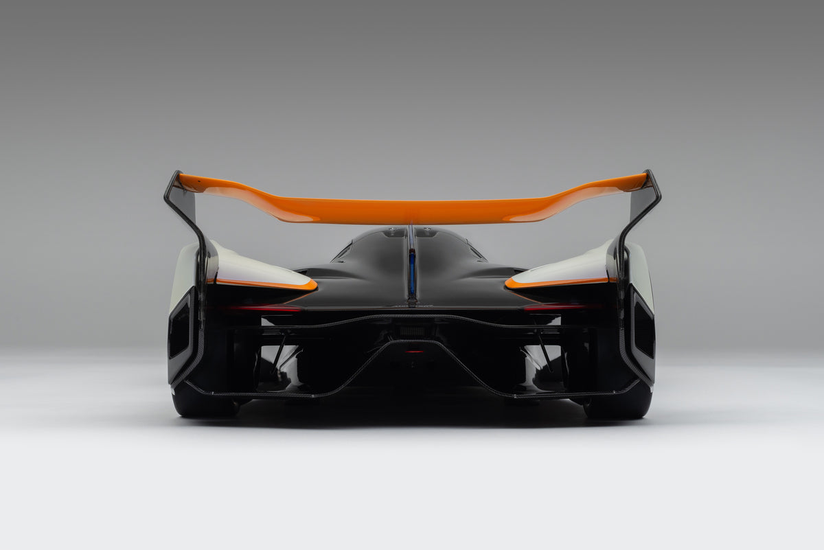 McLaren Ultimate Vision Gran Turismo (2017) - Signed Edition - Performance