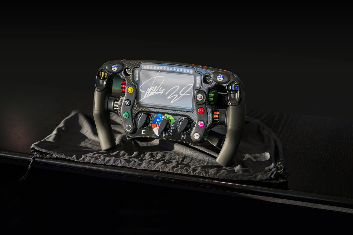 Volant McLaren MCL36 - Édition Signature (2022)