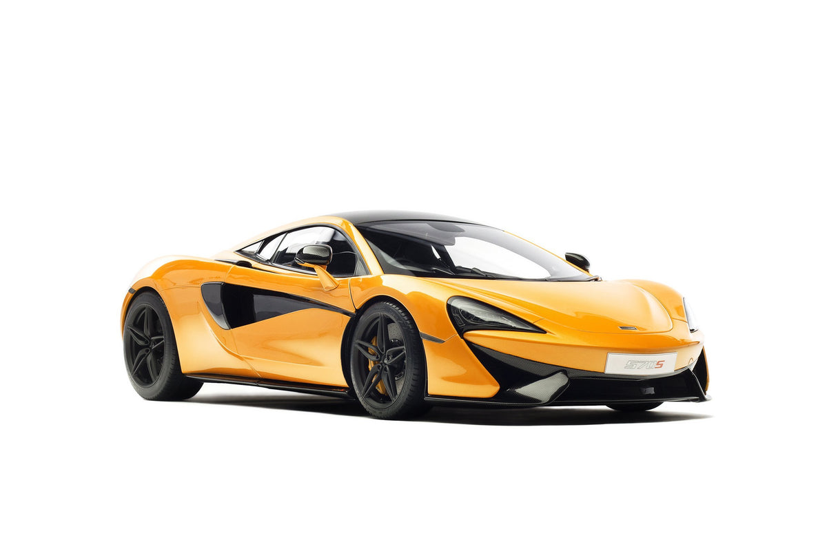 McLaren 570S (2015)