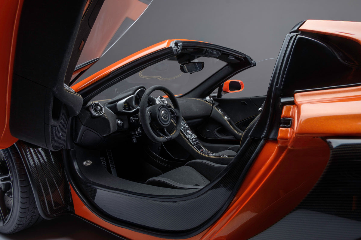 McLaren 650S Spider (2014) - Échelle 1:8