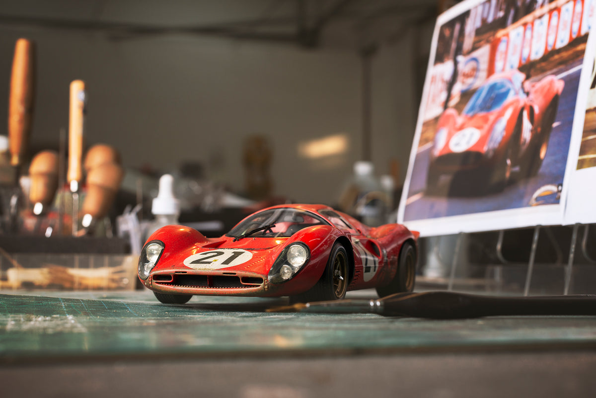 Ferrari 330 P4 - Le Mans 1967 - Deuxième place - Modèle patiné - Échelle 1:18