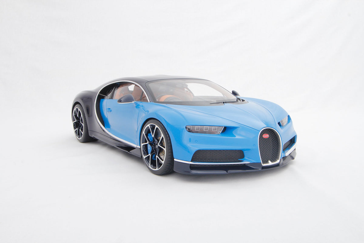 Bugatti Chiron (2016)