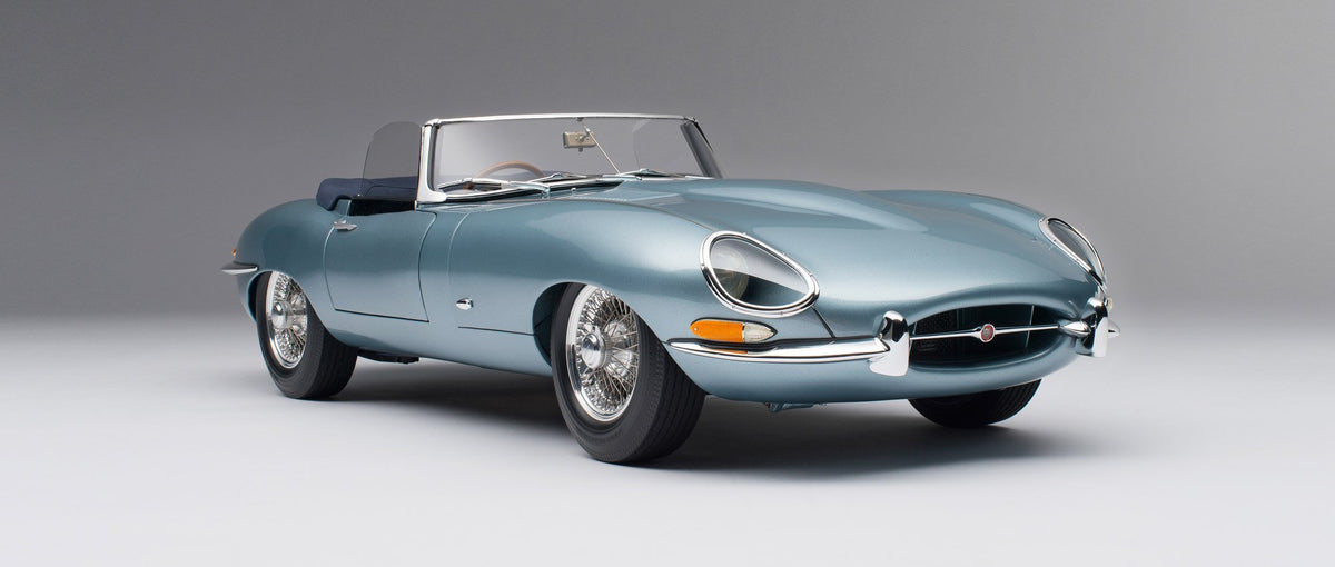 Jaguar E-type Roadster (1961) - 1:8 scale