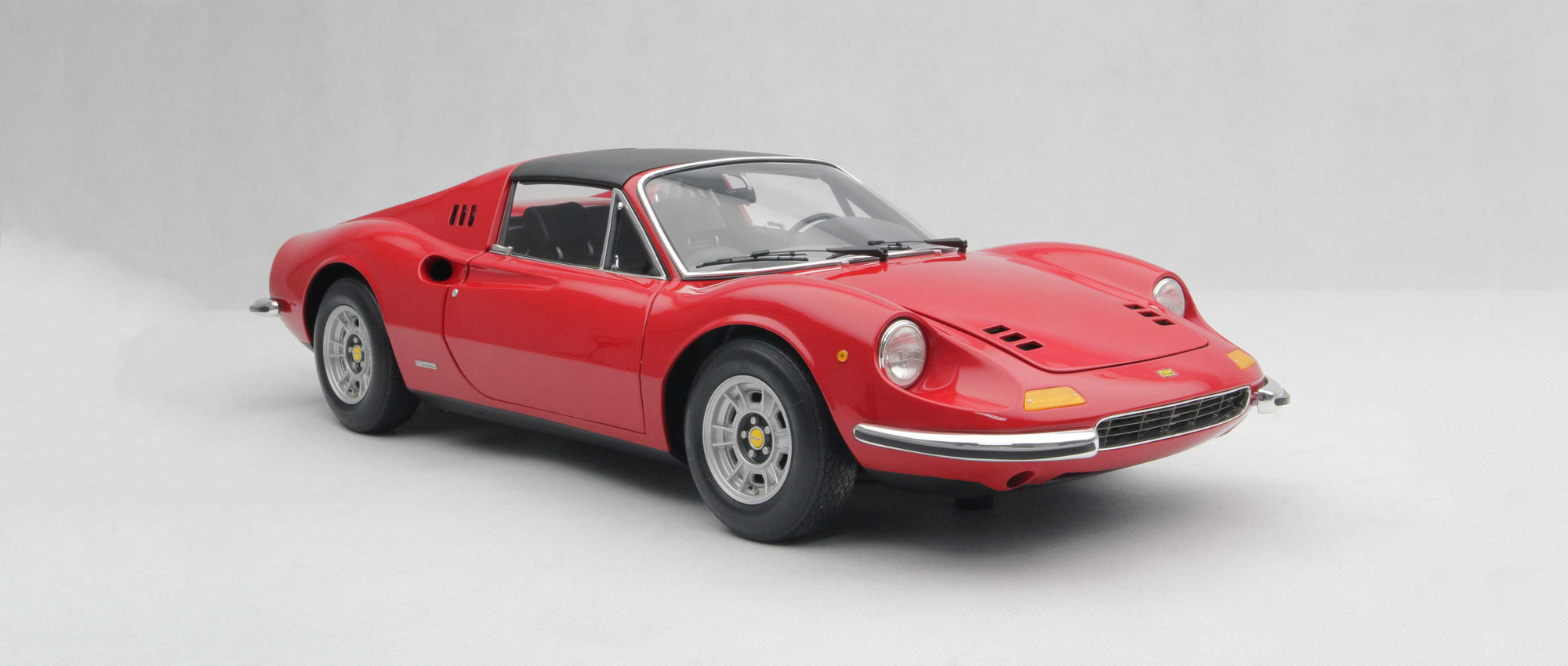 Ferrari Dino 246 GTS (1972) - US Specification