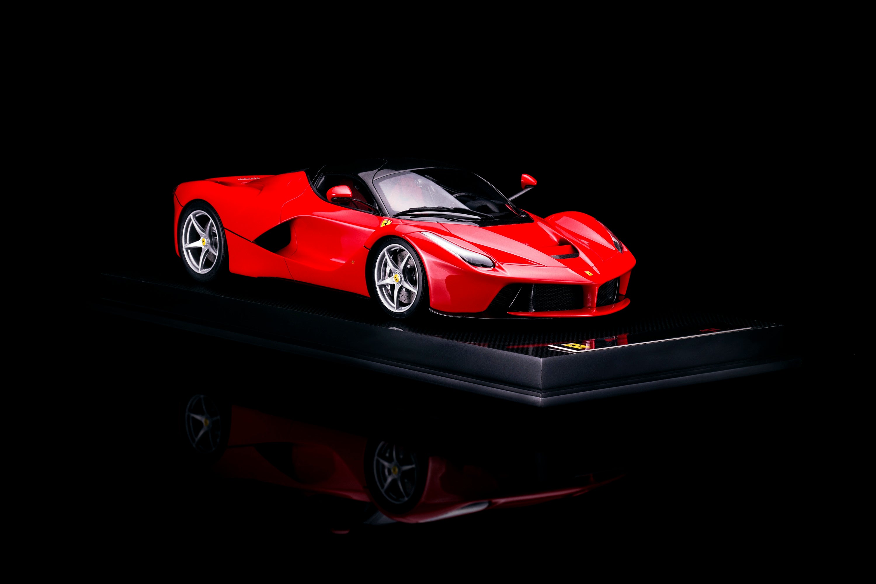 Ferrari LaFerrari – Amalgam Collection