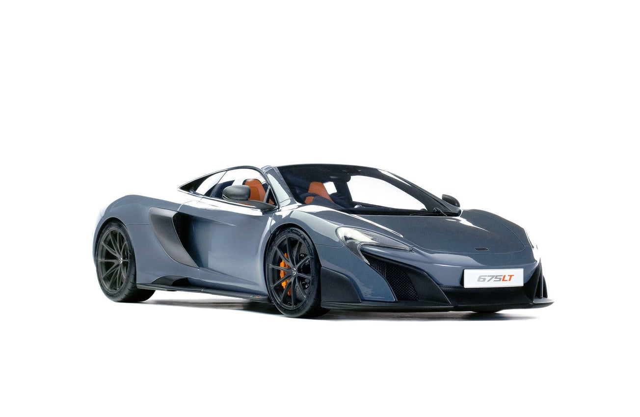 McLaren 675 LT spider de 2015 blanche Silica 1/43 Minichamps (200 exemplaires) - Collection McLaren 675 LT spider de 2015 blanche Silica 1/43 Minichamps (200 exemplaires) - Collection